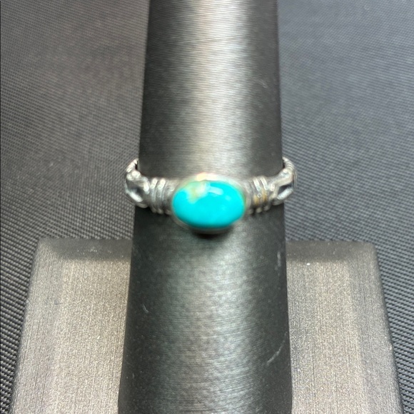 Silver Turquoise Ring - Picture 2 of 7